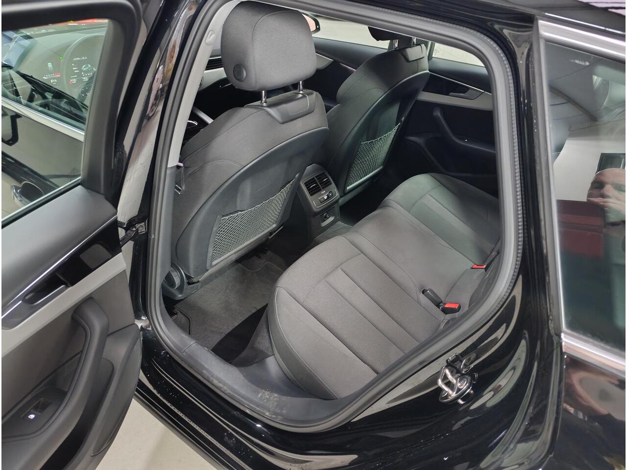 Audi A4 Avant 35 TFSI Advanced Edition Navi | ecc | Lmv | Pdc |Keyless