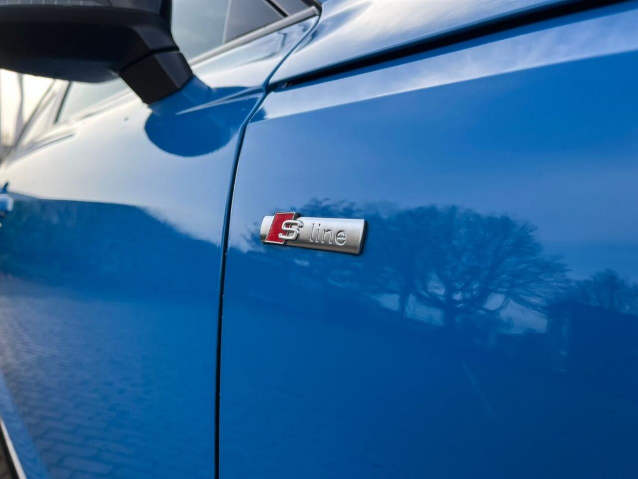 Audi A4 Avant 35 TFSI S-line sport S-tronic-virit.cockpit-navi-clima-ACC