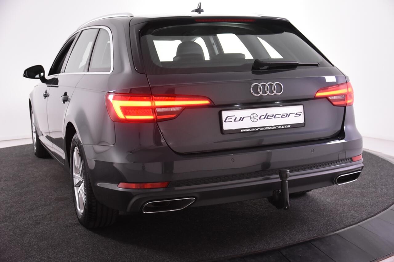Audi A4 Avant 35 TFSI *1ste Eigenaar*Leer*Navigatie*Trekhaak*