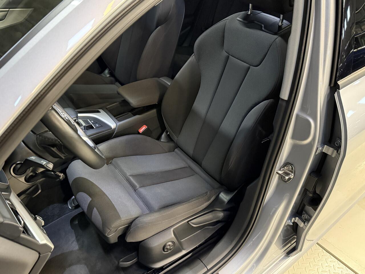 Audi A4 Avant 35 TFSI | Panoramadak | Elektr. trekhaak | Adaptive cruise | Verwarmde sportstoelen | Carplay | Full LED | Dealer onderhouden