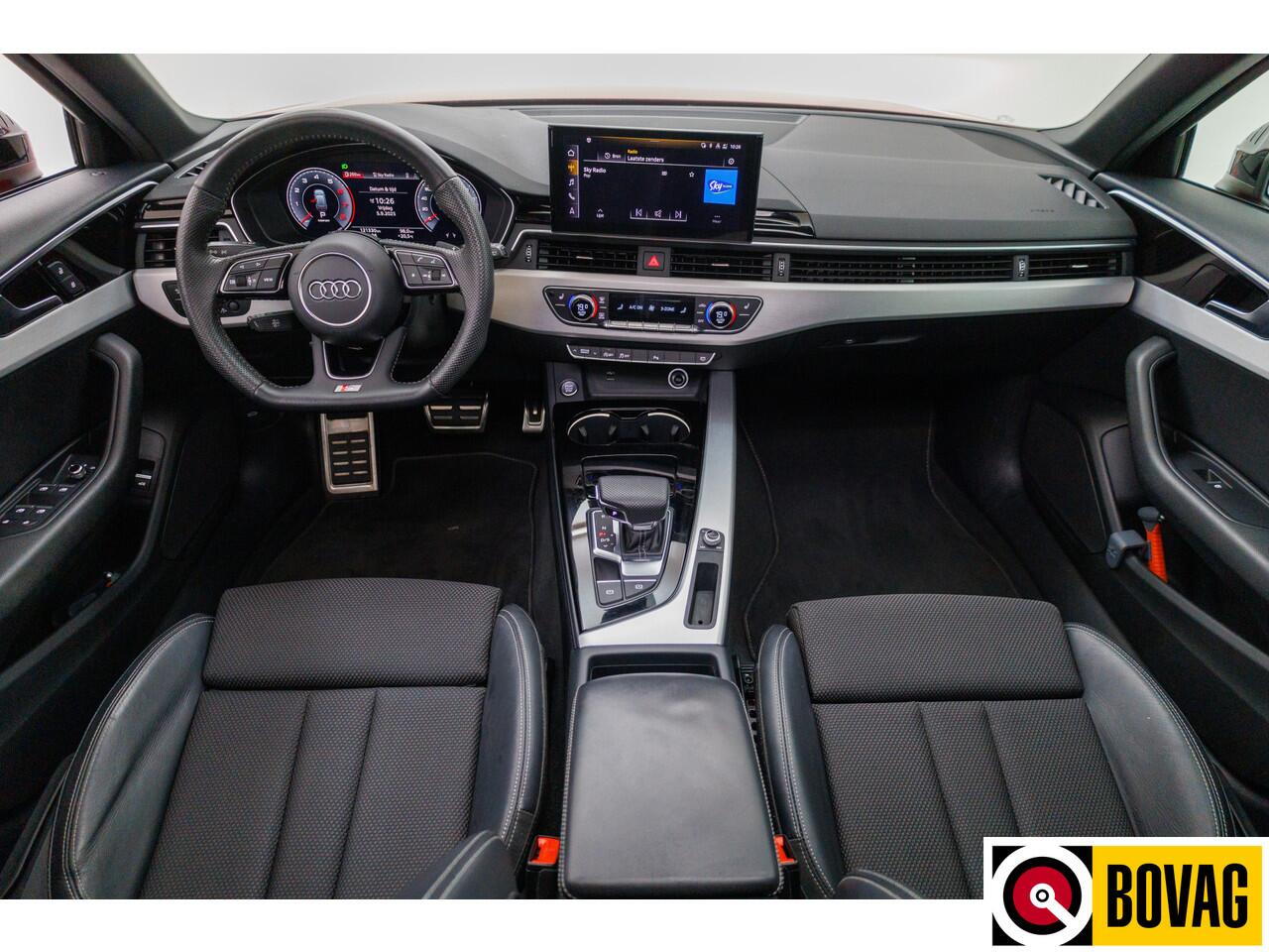 Audi A4 Avant 35 TFSI 3X S-Line 150 PK | NL auto | Black optic | Panoramadak | 1/2 Leer | Virtual dashboard, Adaptive Cruise