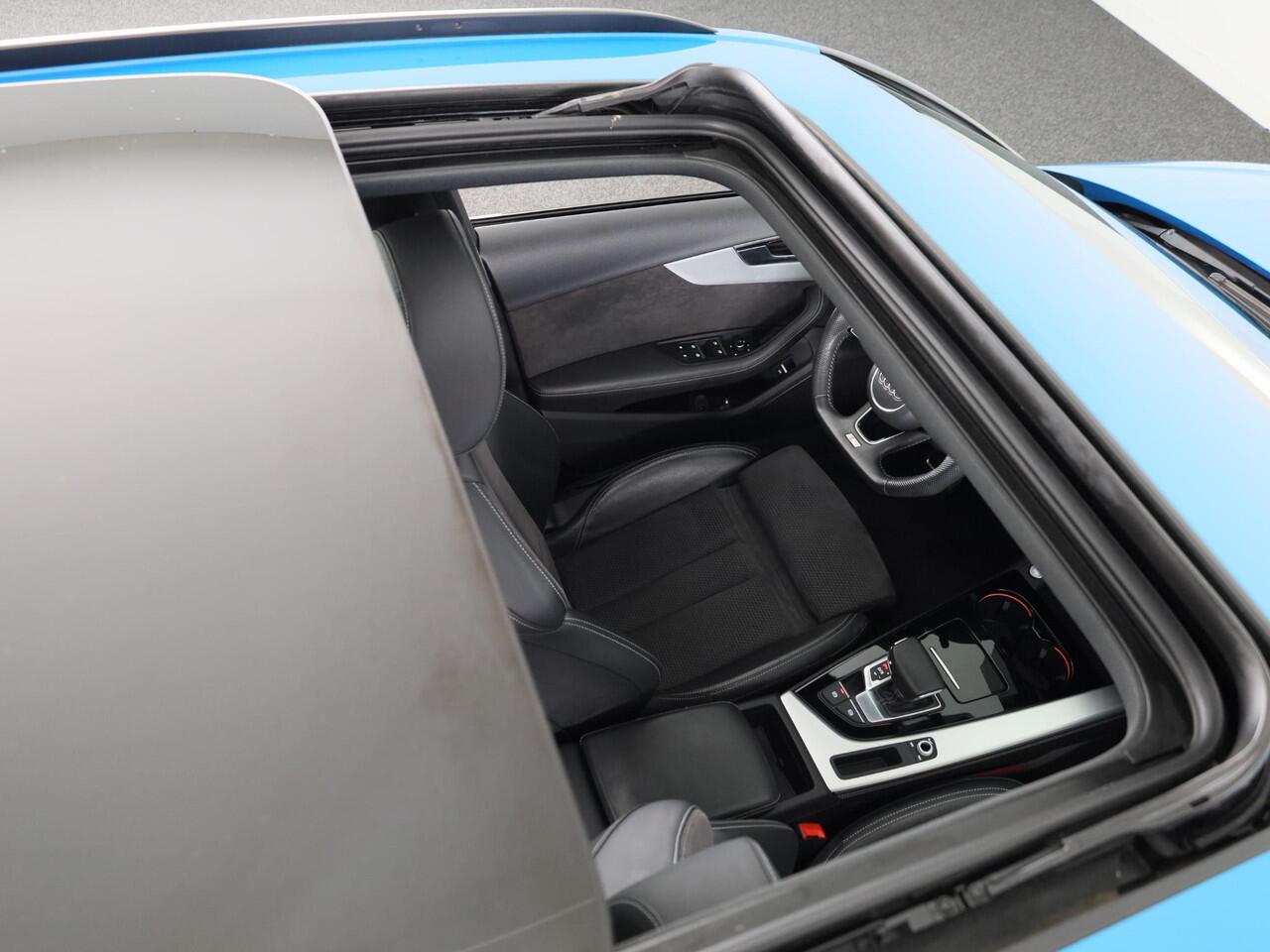 Audi A4 Avant 40 TFSI Launch edition Sport 190 pk S-tronic | Navigatie | Panoramadak | Parkeersensoren | Stoelverwarming | S-Line |