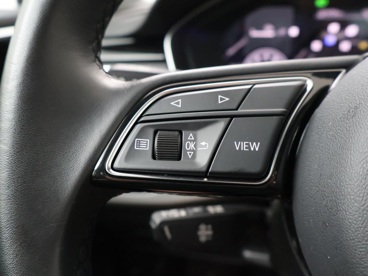 Audi A4 Limousine 35 TFSI Advanced Edition | 150 PK | Automaat | Audi Virtual Cockpit | Trekhaak | Navigatiesysteem |