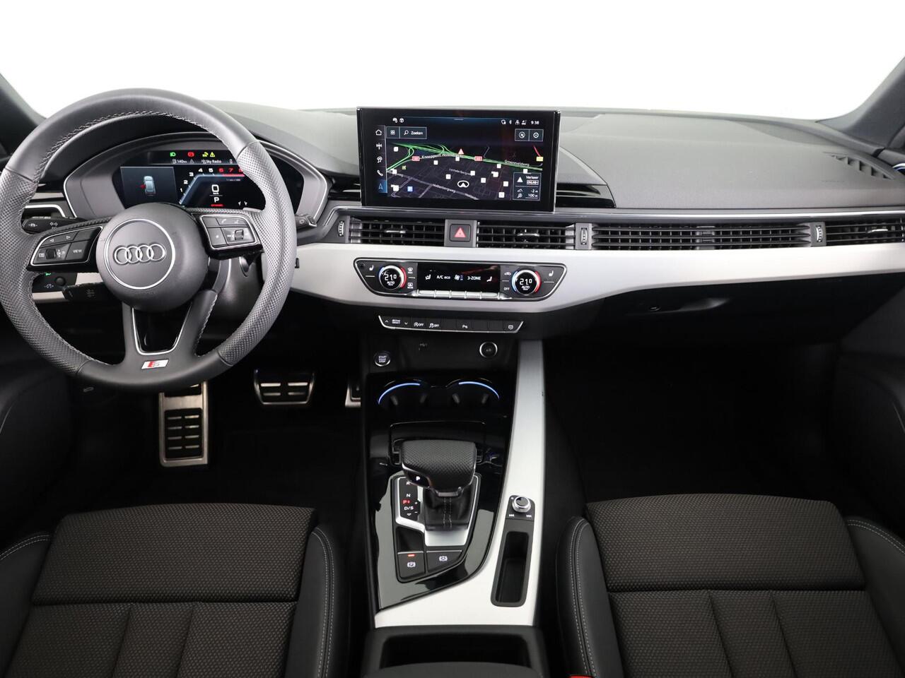 Audi A4 Avant 35 TFSI S edition Competition 150 pk S-tronic | Private lease vanaf ¤ 751,- per maand | Verlengde garantie | Navigatie | Parkeersensoren | Stoelverwarming | S-Line |