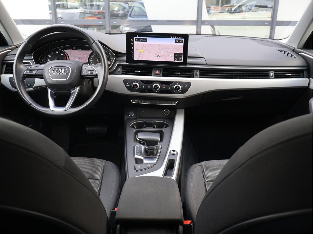 Audi A4 Avant 40 TFSI S edition S-line | ACC | Pano | Haak | Carplay | Stoelverw. |