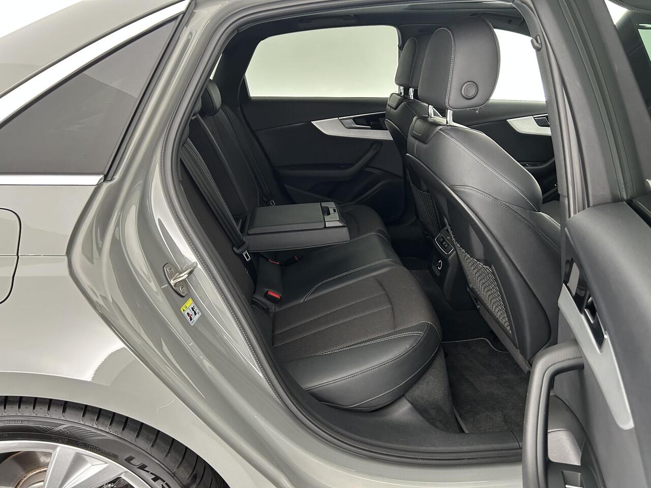 Audi A4 Limousine 35 TFSI 150pk 2x S-Line Virtual Cockpit Schuifdak Navigatie Cruise Control Led