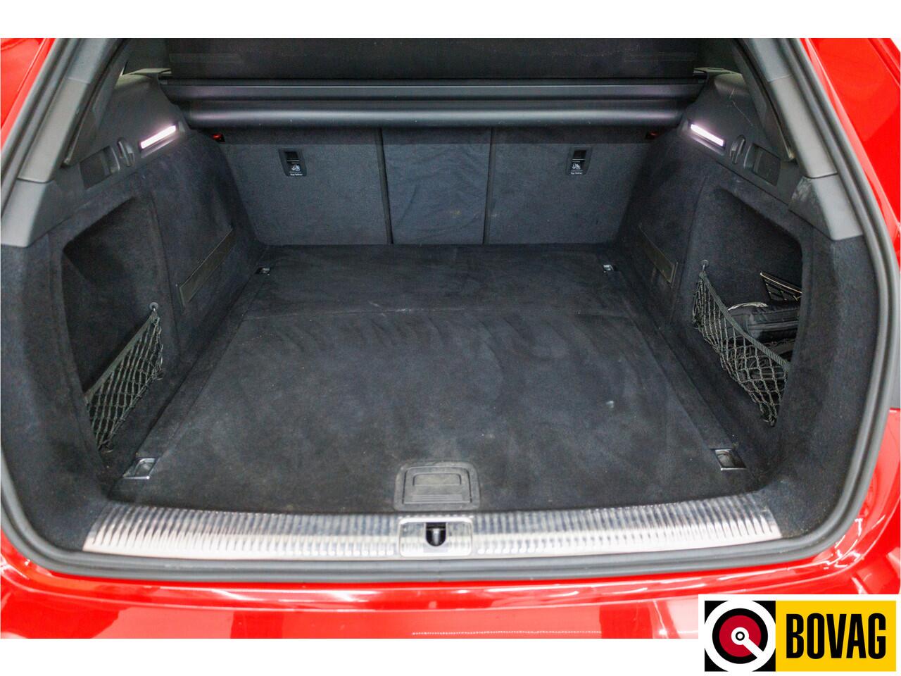 Audi A4 Avant 35 TFSI 3X S-Line 150 PK | NL auto | Black optic | Panoramadak | 1/2 Leer | Virtual dashboard, Adaptive Cruise