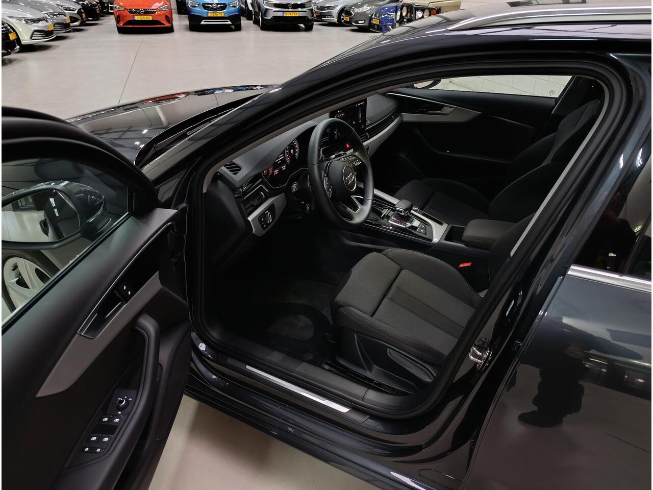 Audi A4 Avant 35 TFSI Advanced Edition Navi | ecc | Lmv | Pdc |Keyless