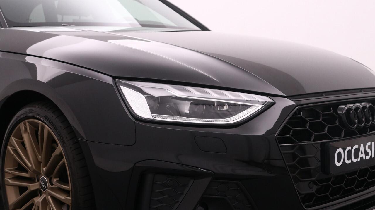 Audi A4 Avant 35 TFSI S Edition Competition | Panodak | Stoelverwarming | Camera | PDC V+A | 19 " LMV |