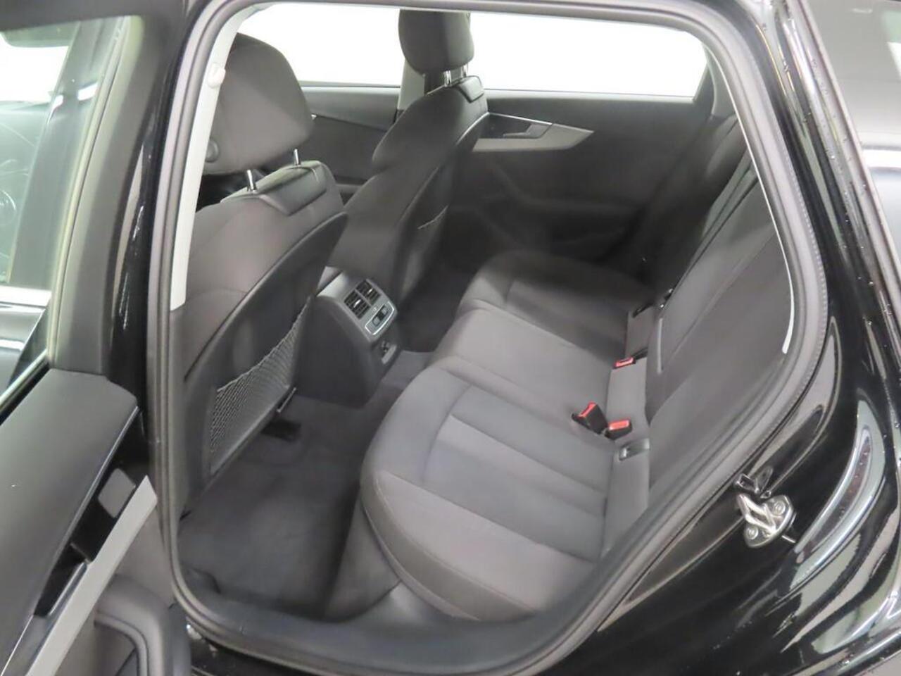 Audi A4 Avant 35 TFSI Advanced Edition Navi | ecc | Lmv | Pdc |Keyless