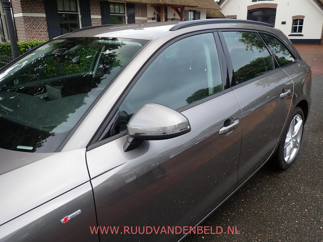 Audi A4 Avant 35TDI S-TRONIC CARPLAY / LED / CRUISE / ELEK.AKLEP