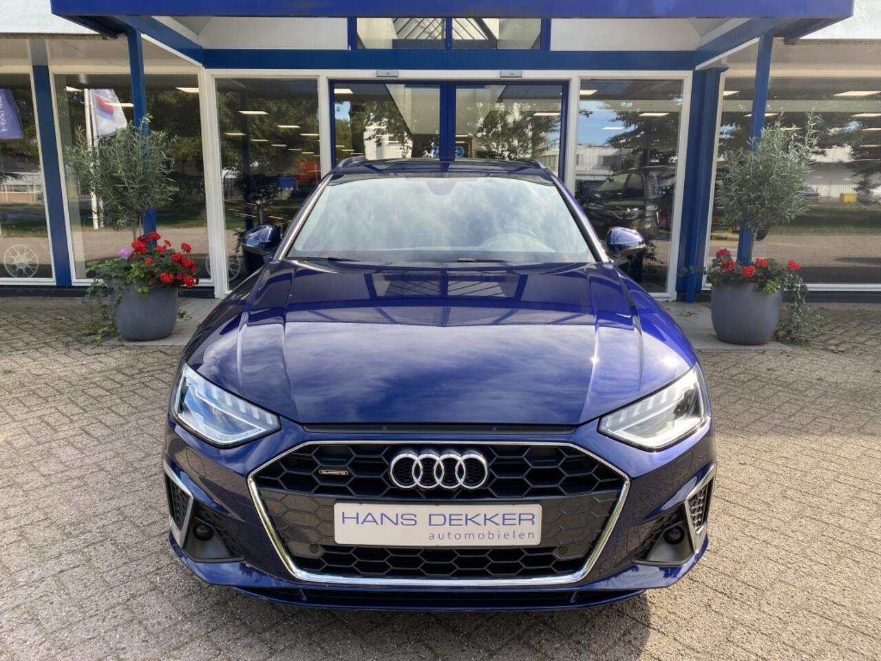 Audi A4 40 TFSI q S edition