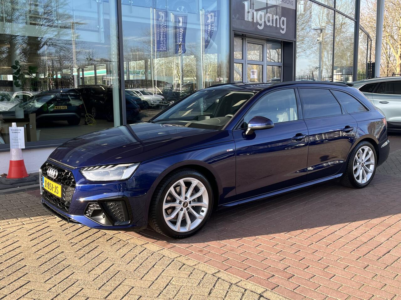 Audi A4 Avant 35 TFSI S edition Competition / Achteruitrijcamera / 18 Inch / virtual cockpit plus / Trekhaak / drive select