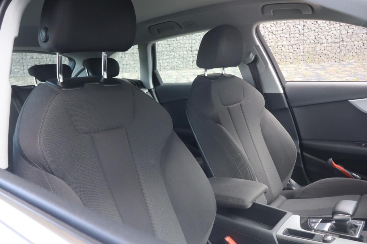 Audi A4 35 TFSI Bns Edition I Geen Import I Digitaal Dashboard I Parkeer