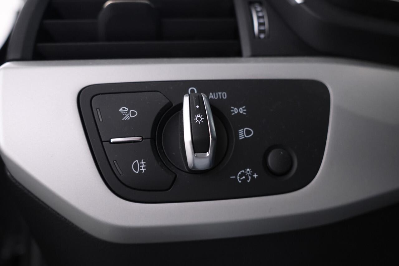 Audi A4 Avant 35 TDI Advanced Edition Automaat, Volleder, Virtual, Apple Carplay