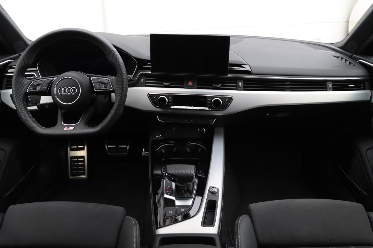 Audi A4 Avant 35 TFSI S Edition Competition 150pk S-Tronic | B&O | Schaalstoelen | Matrix LED