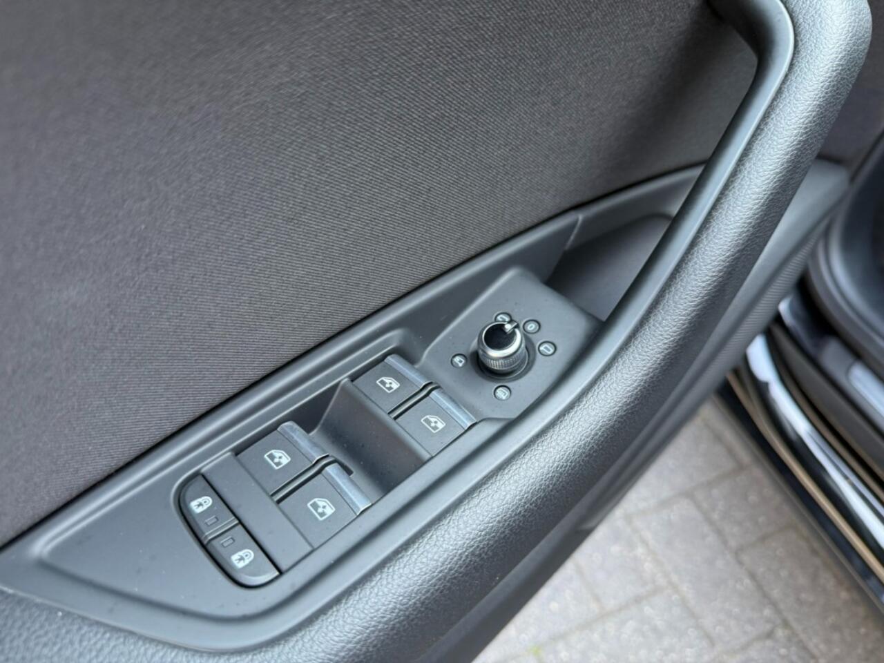 Audi A4 Avant 35 TDI 2.0 191pk Pro Line, Led,NaviPro,Stoelverw,