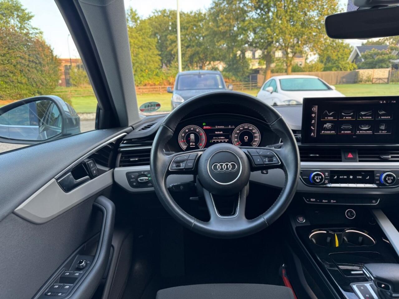 Audi A4 A4 Avant 35 TFSI Launch edition Business