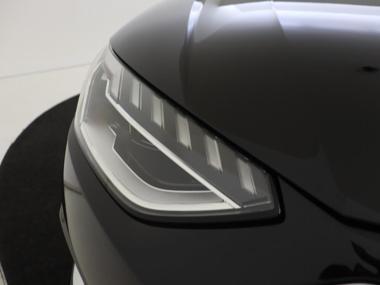 Audi A4 Limousine 35 TFSI Advanced Edition | Navigatie Plus | Virtual cockpit Plus | CarPlay | 3- zone airco | LED verlichting | Cruise control |