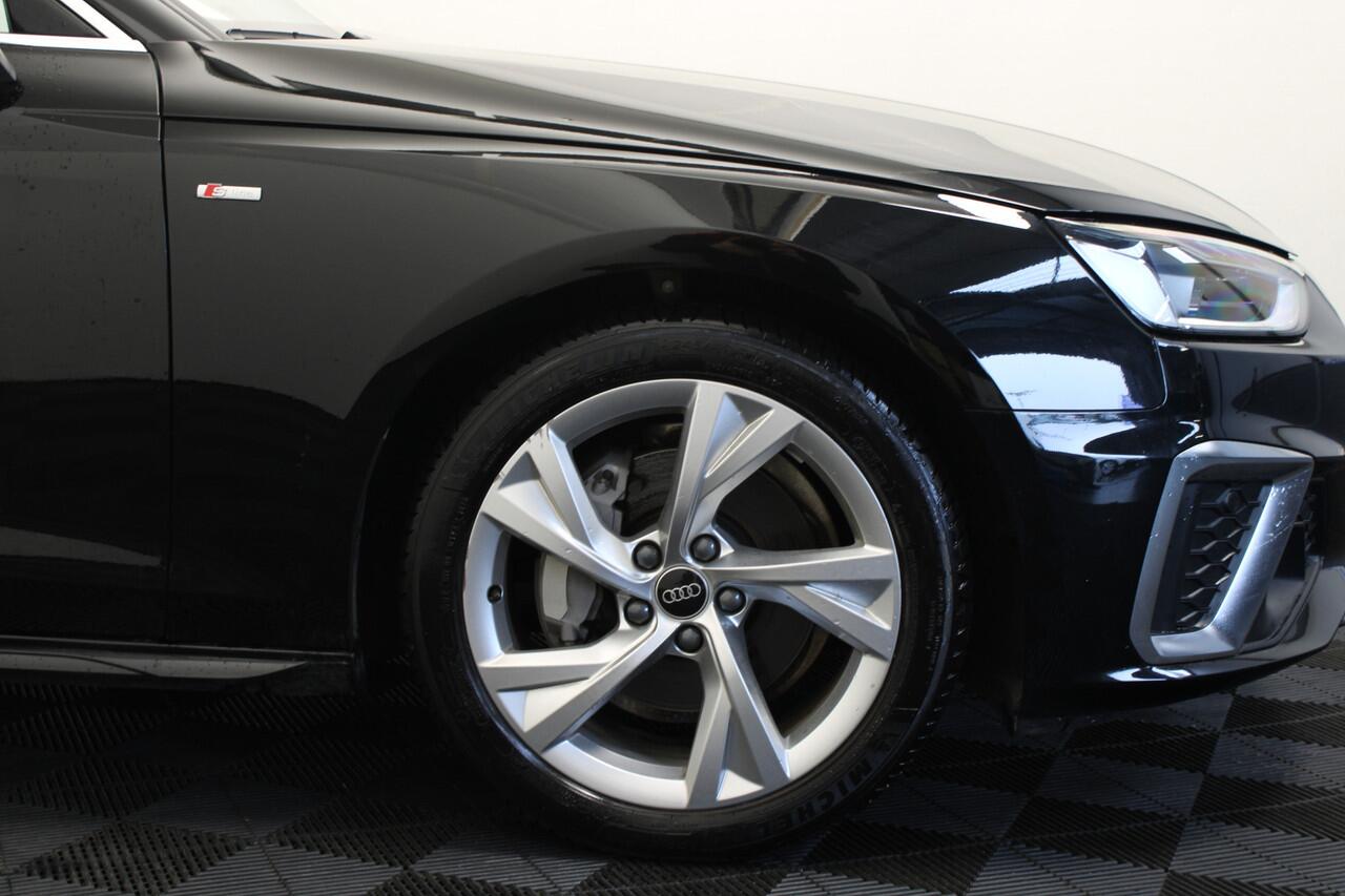 Audi A4 Avant 40 TFSI S edition