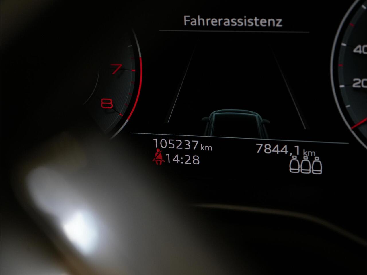 Audi A4 Avant 45 TFSI 265 pk S-tronic quattro S edition | S-line| Matrix LED | Bang & Olufsen | Elektr. verstelbare stoelen | Achteruitrijcamera | Massage