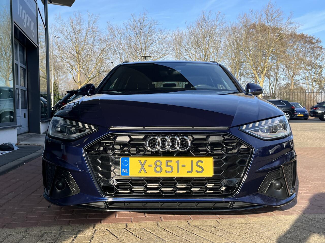 Audi A4 Avant 35 TFSI S edition Competition / Achteruitrijcamera / 18 Inch / virtual cockpit plus / Trekhaak / drive select