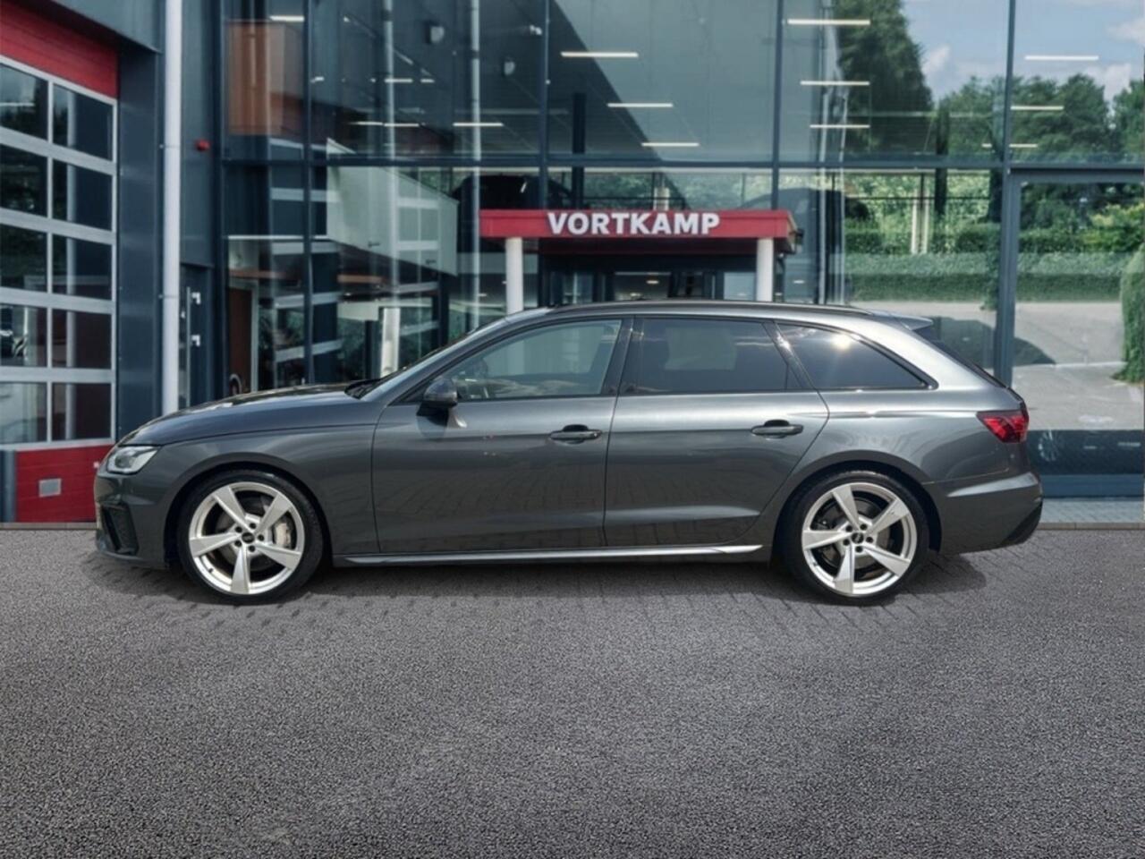 Audi A4 50 TDI QUATTRO S-LINE PANO-DAK/CAMERA/NAVI/ACC/STOELVERW/E-KLEP