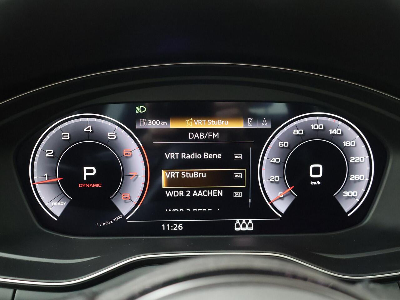 Audi A4 Limousine 35 TFSI Advanced Edition | 150 PK | Automaat | Trekhaak wegklapbaar| LED verlichting | Navigatiesysteem |