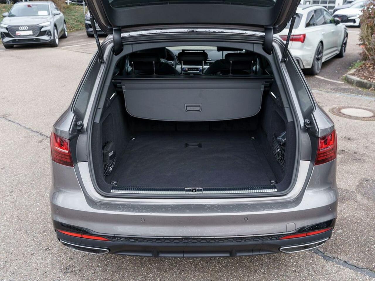 Audi A4 Avant 50 TDI quattro S-Line 286 PK ACC Panoramadak Head-Up LED Navi 19 Inch