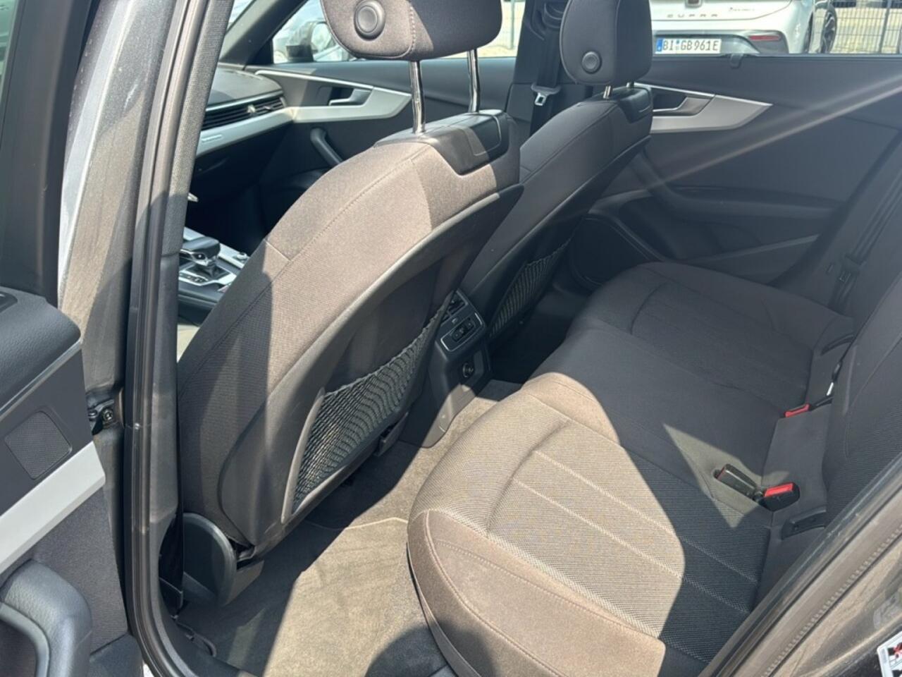 Audi A4 50 TDI QUATTRO S-LINE PANO-DAK/CAMERA/NAVI/ACC/STOELVERW/E-KLEP