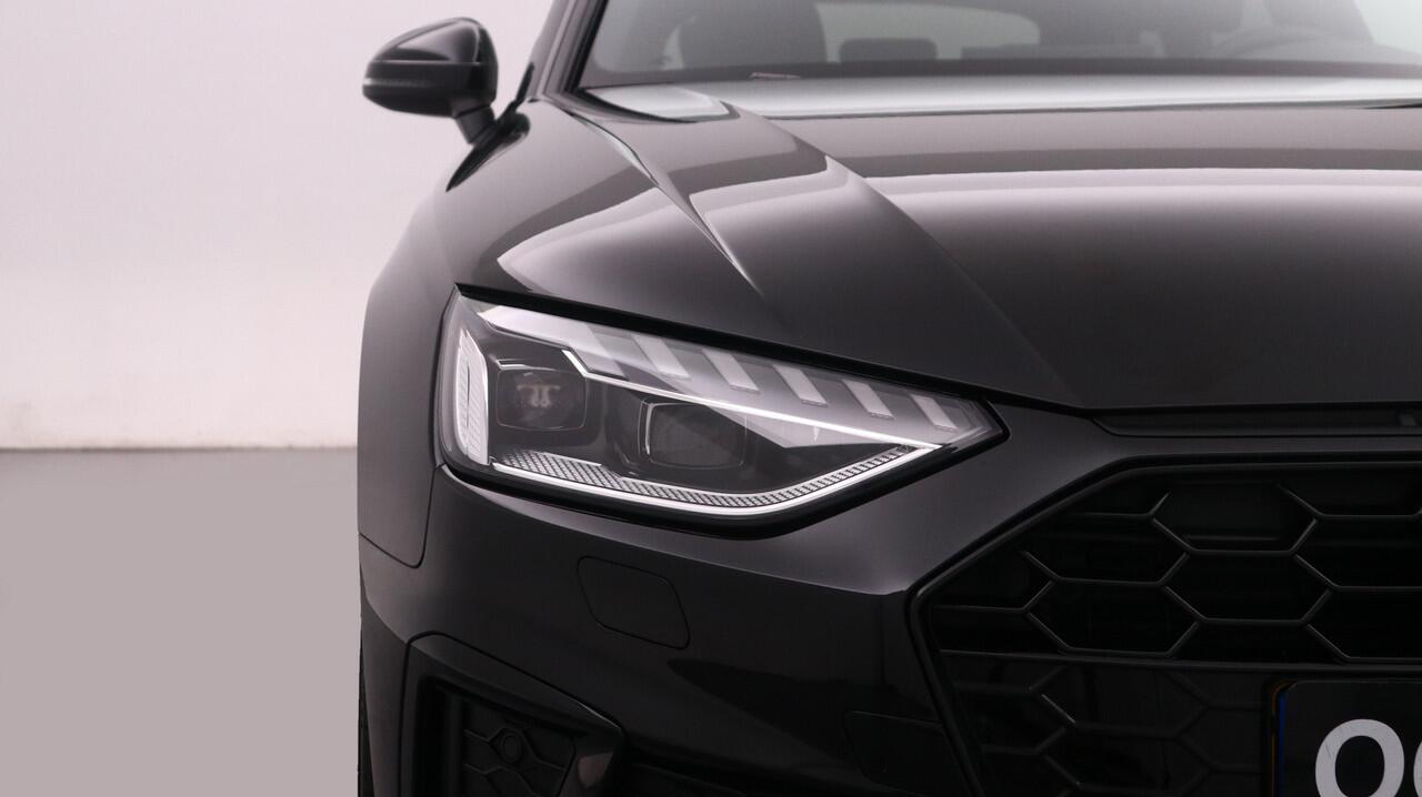 Audi A4 Avant 35 TFSI S Edition Competition | Panodak | Stoelverwarming | Camera | PDC V+A | 19 " LMV |