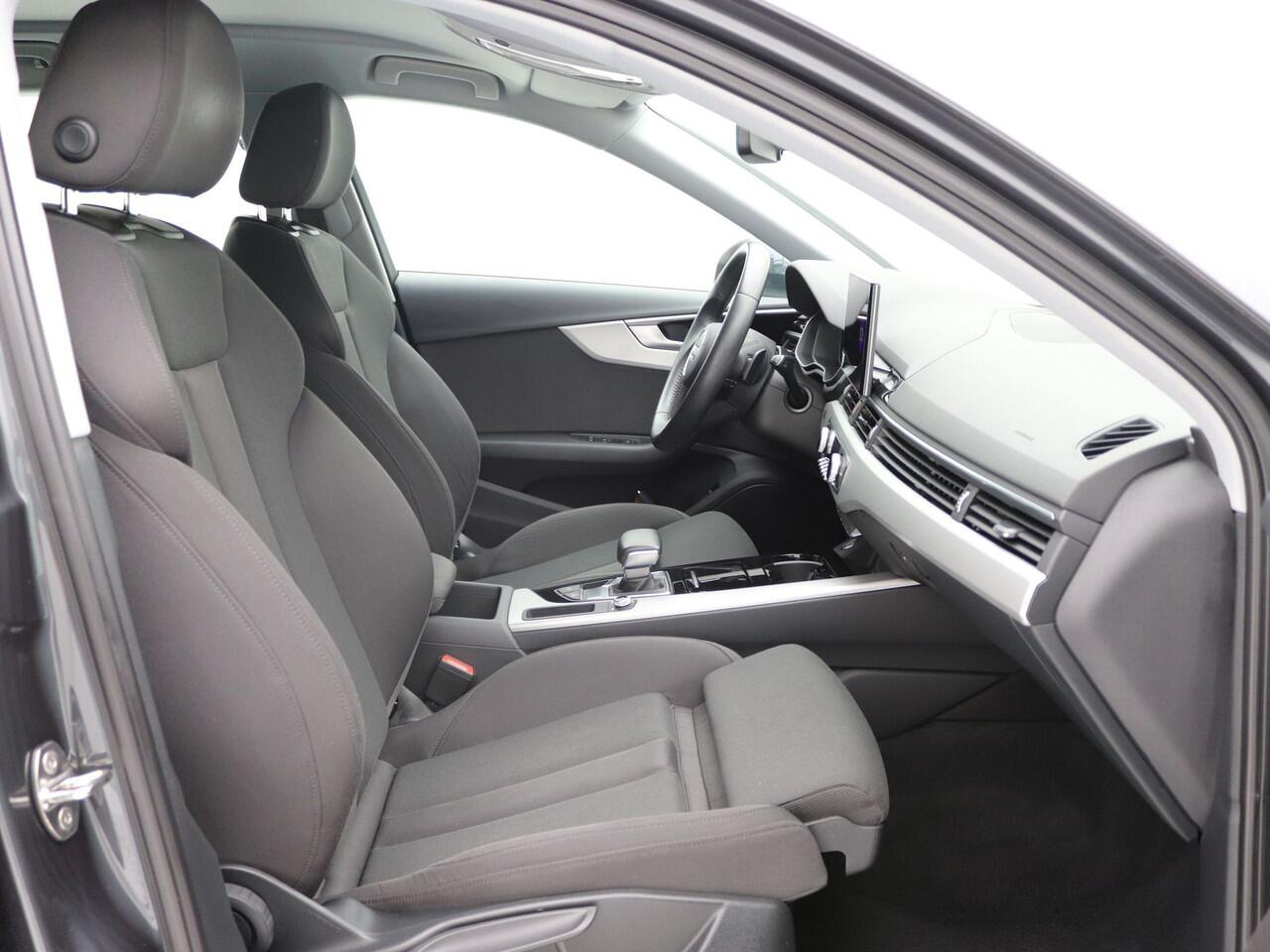 Audi A4 Avant 35 TDI Launch edition Business Aut. / Origineel NL