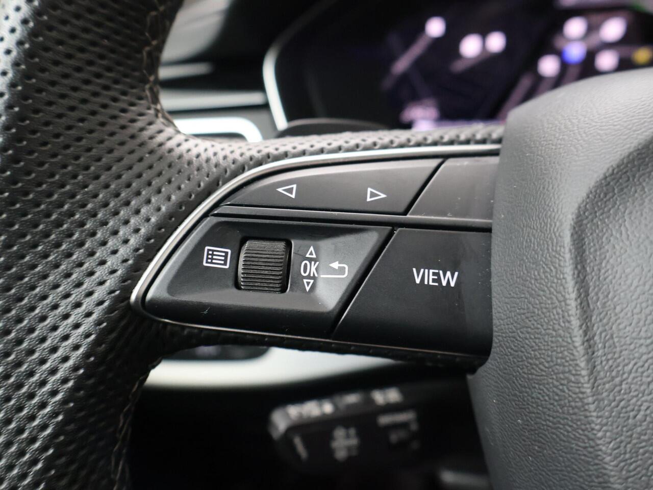 Audi A4 Avant 35 TFSI S edition Competition | 150 PK | Automaat | Trekhaak wegklapbaar | Adaptive cruise control | S line |