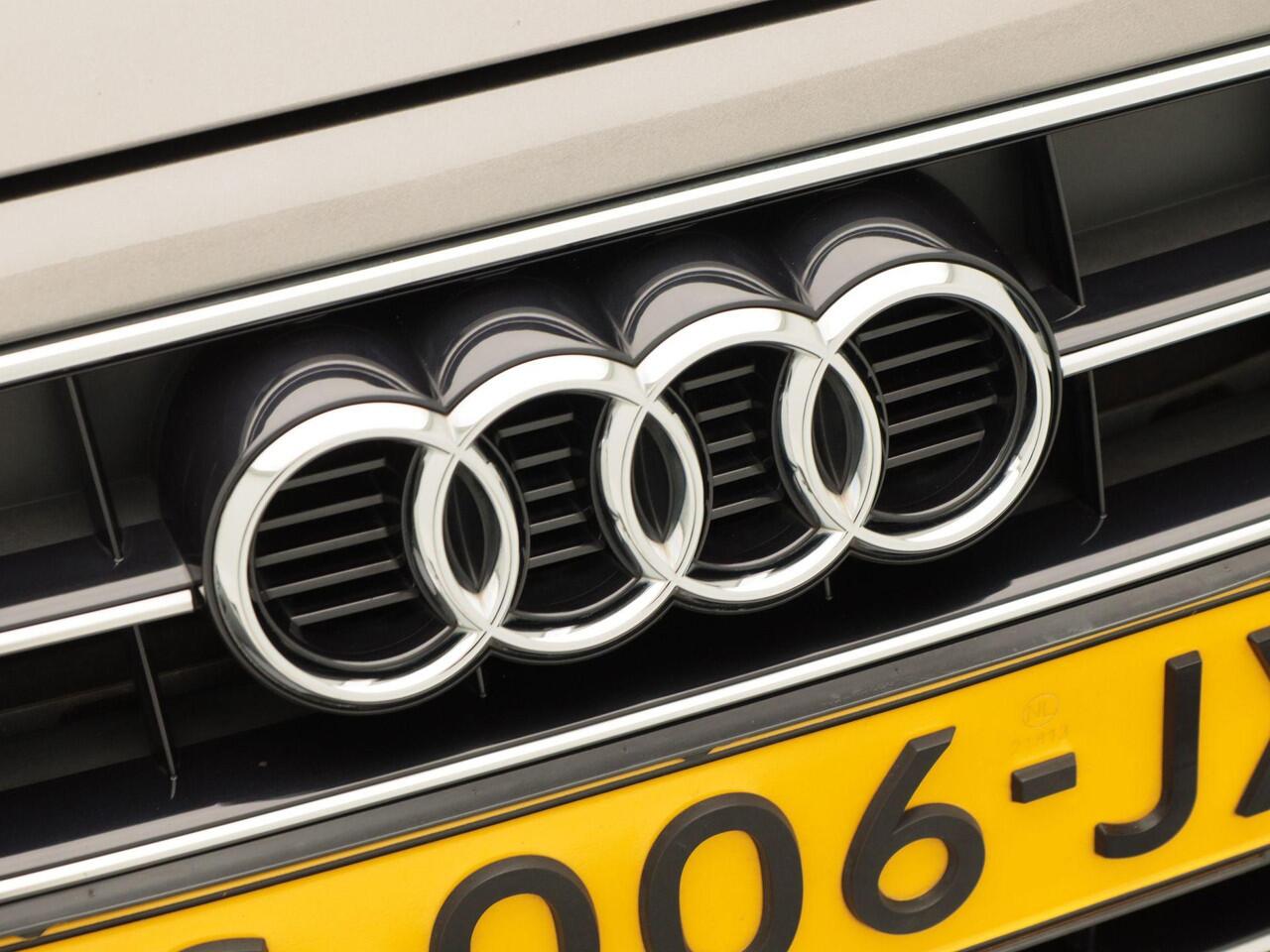 Audi A4 Limousine 35 TFSi 150 Pk Automaat Launch edition Business | Cruise Control | Parkeersensoren | Digitaal Dashboard | CarPlay | LED | Trekhaak | Navigatiesysteem | 17 Inch | 70.755 Km!