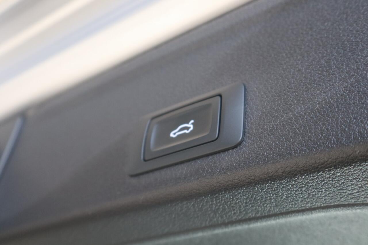 Audi A4 35 TFSI Bns Edition I Geen Import I Digitaal Dashboard I Parkeer