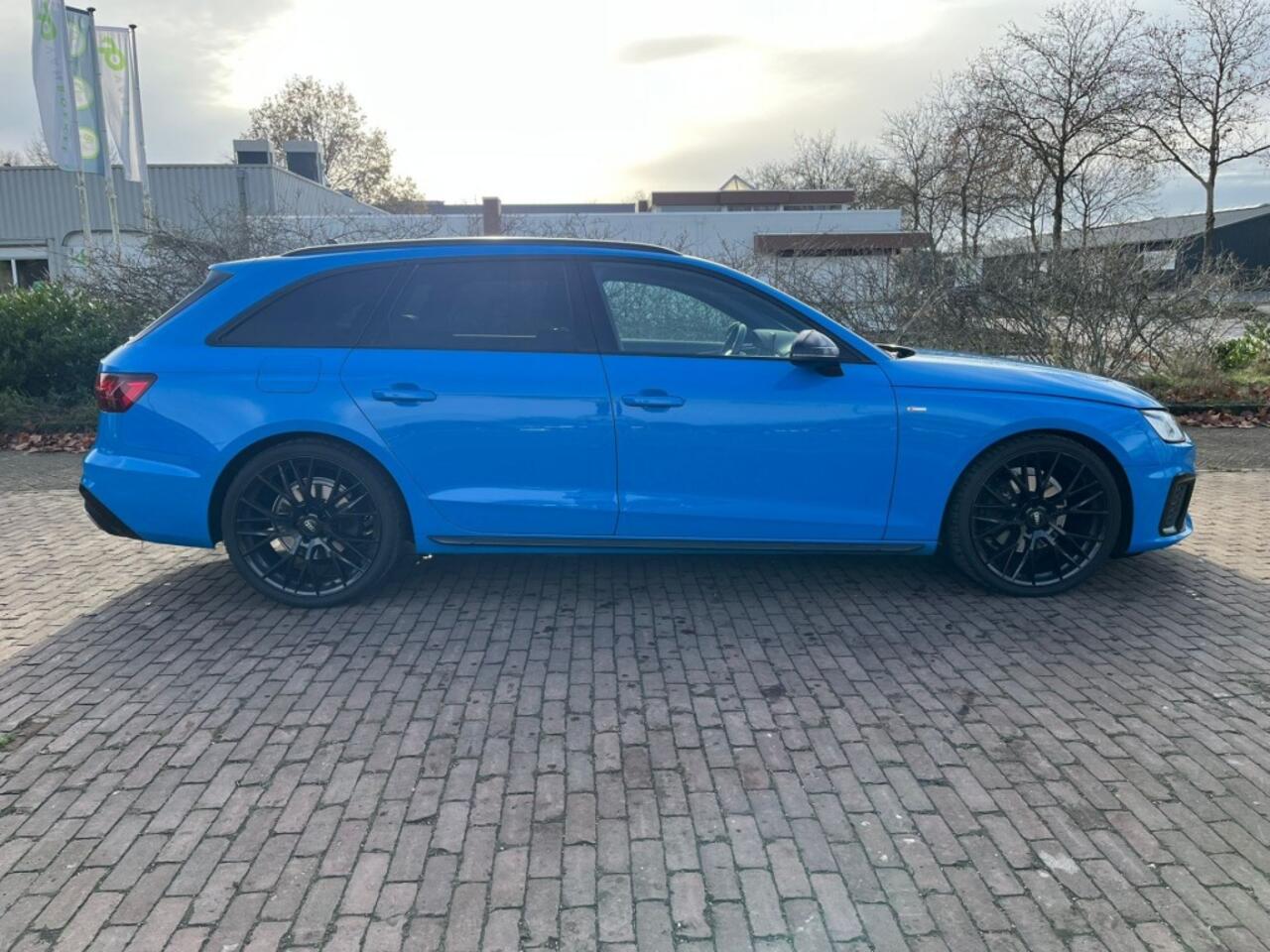 Audi A4 Avant 35 TFSI S-line sport S-tronic-virit.cockpit-navi-clima-ACC