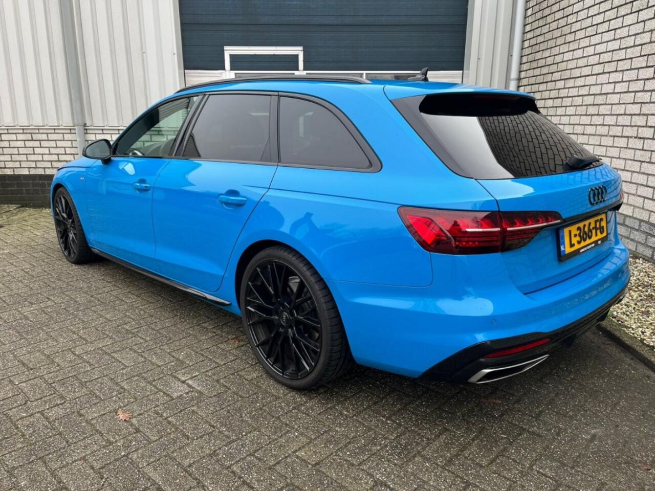 Audi A4 Avant 35 TFSI S-line sport S-tronic-virit.cockpit-navi-clima-ACC