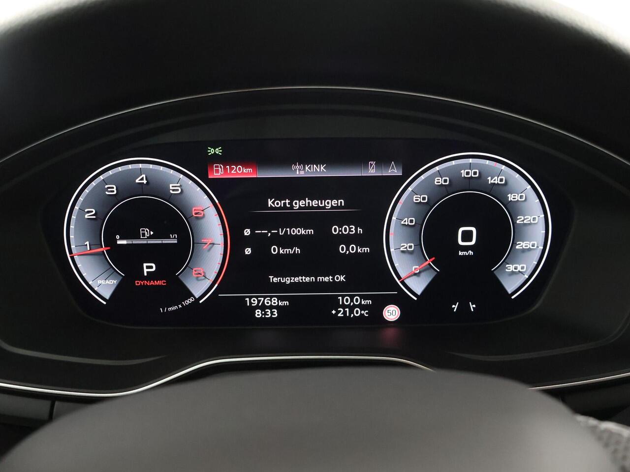 Audi A4 Limousine 35 TFSI S-Line Competition | Parkeercamera | Cruise Control Adaptief | Stoelverwarming | Navigatie | 18"| Dynamische LED verlichting |