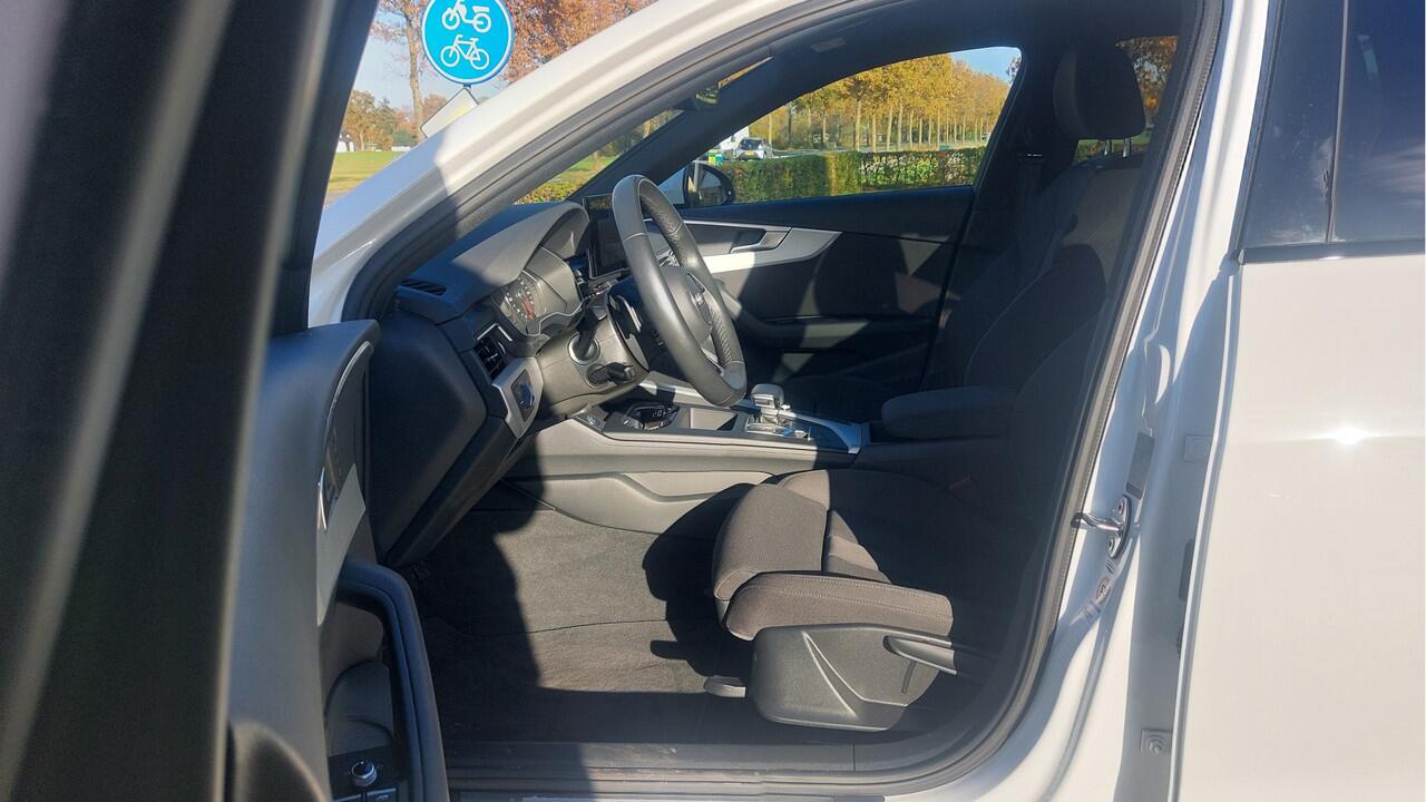 Audi A4 Avant 35 TFSI S edition CLIMA/NAVI/LED/AUTOMAAT BJ 2022