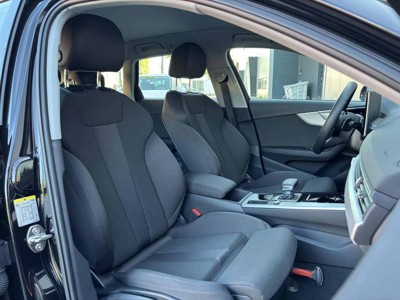 Audi A4 Avant 35 TFSI Advanced Edition NL-Auto, Uitklapbare Trekhaak | Sportstoelen | Navigatie Full-Map | Elek. Achterklep | LED Koplampen | Virtual Cockpit | Rijklaarprijs!