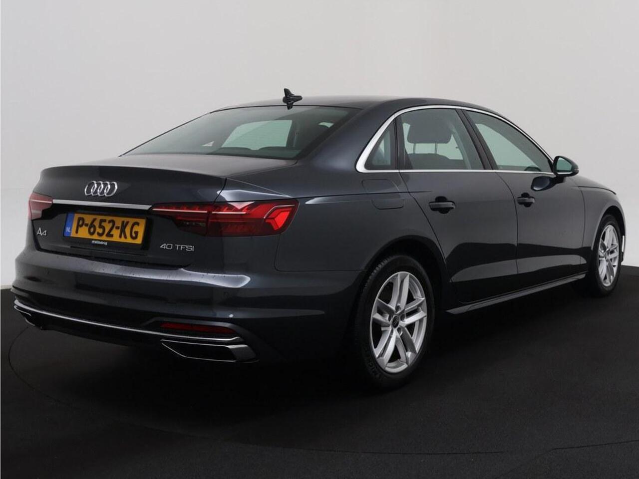 Audi A4 Limousine 40 TFSI Advanced Edition
