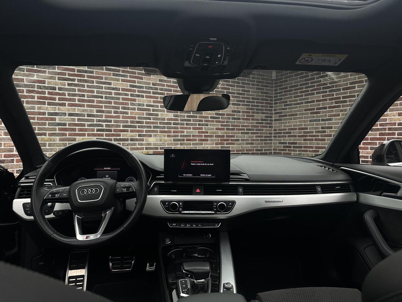 Audi A4 Avant 40 TDI S edition Panorama Memory Trekhaak Camera Quattro