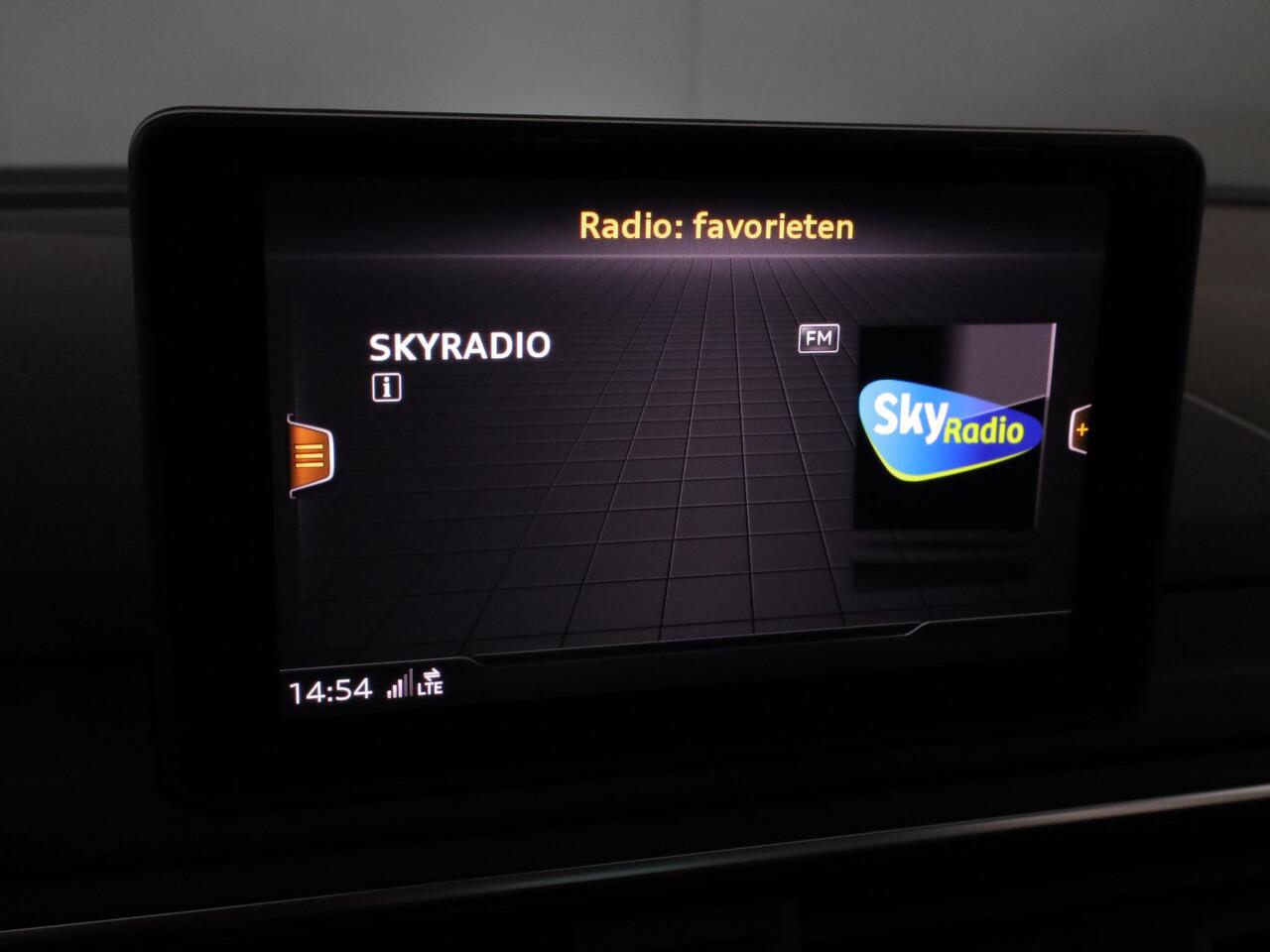 Audi A4 Avant 35 TFSI Sport Lease Edition 2.0tfsi/150pk AUT| Navi| 17'LM-velgen| Alarm| Climatronic