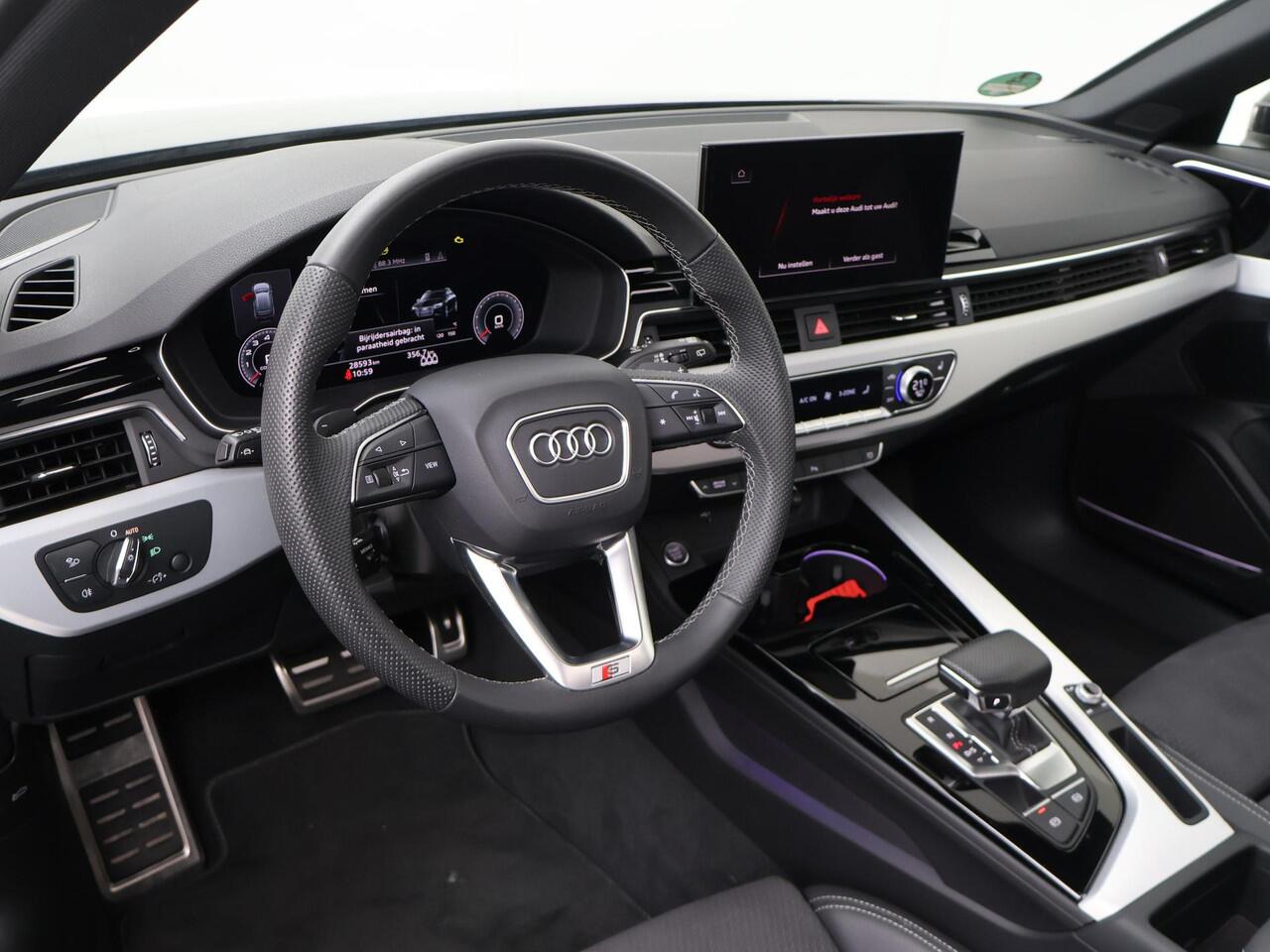 Audi A4 Avant 40 TFSI S edition Competition | 204 PK | Automaat | Trekhaak | Panoramadak | B & O Sound | Adaptive cruise control | S line |