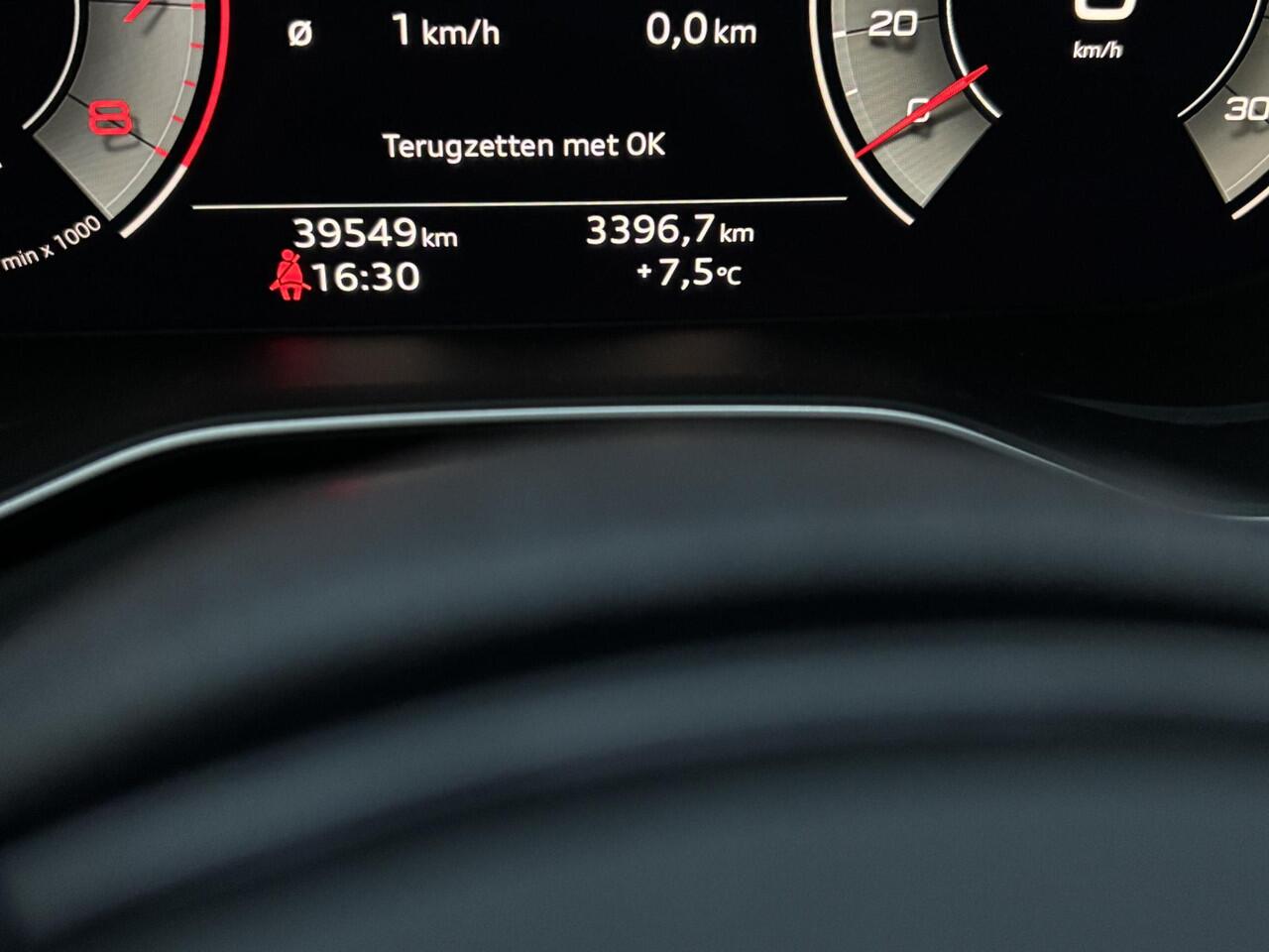 Audi A4 Avant 35 TFSI Advanced Edition LED| Trekhaak uitkantelbaar