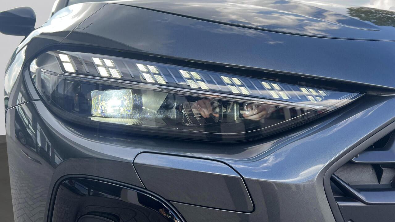 Audi A5 Avant 2.0 e-hybrid 299Pk Quattro S Edition / Panorama-glas dak / Trekhaak