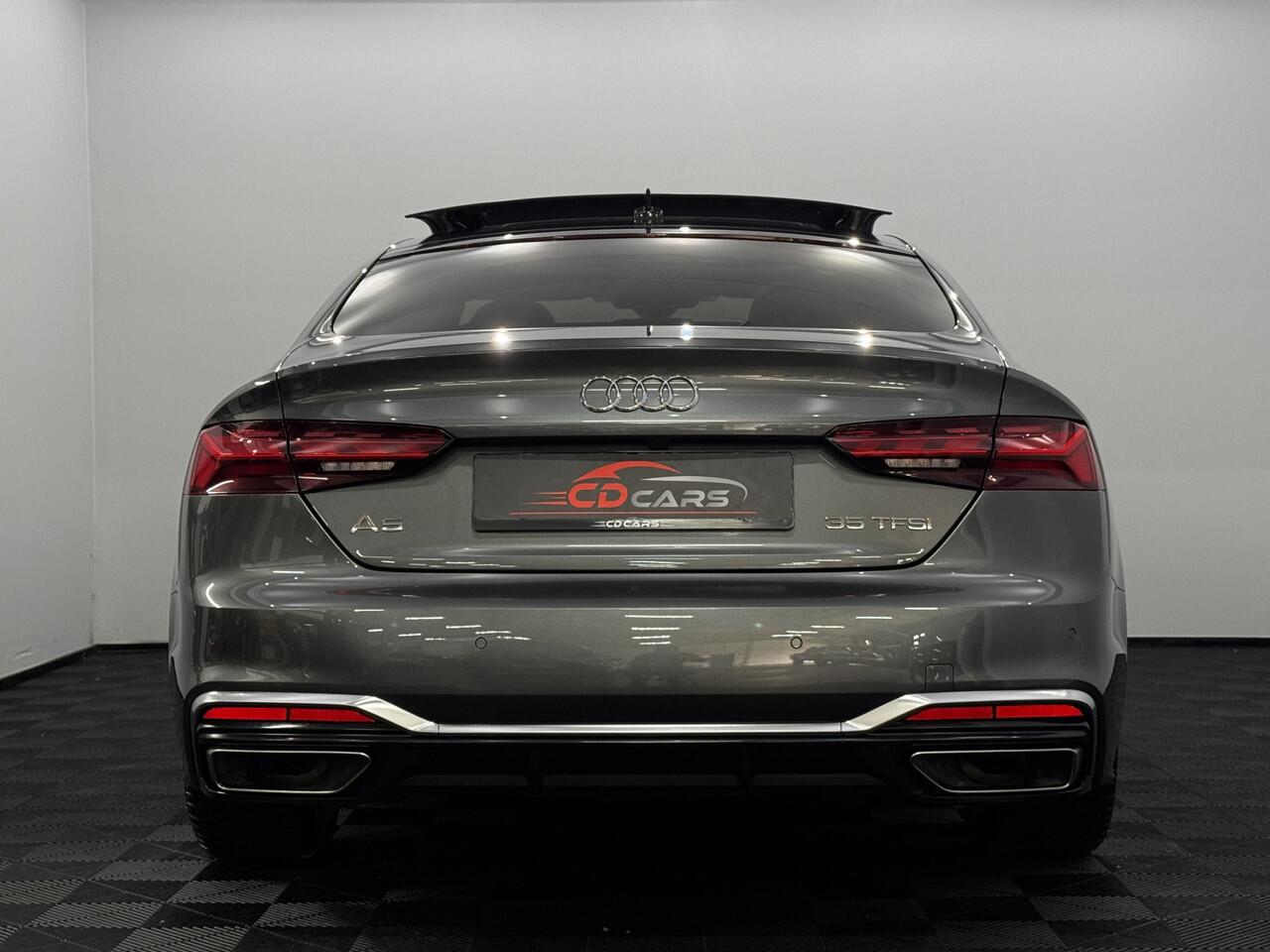 Audi A5 Sportback 35 TFSI S-line Leder, Panoramadak , Camera, Stoelverwarming, Virtual desk, Elektrische achterklep, Keyless start