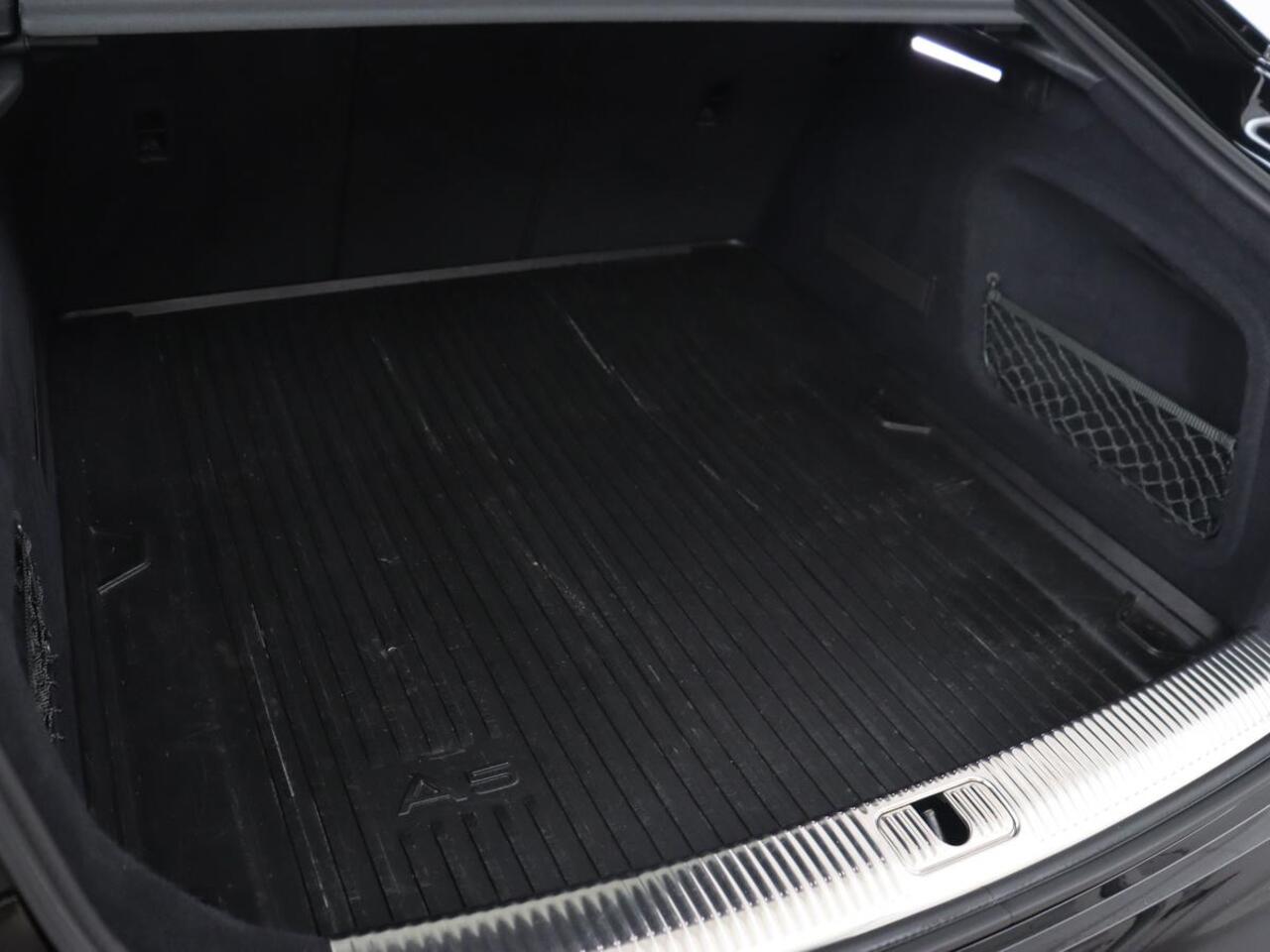 Audi A5 40 TFSI Sport S-line Edition | 80.600km NAP | Panoramadak | Stoelverwarming | Half leder | Sportstoelen | Navigatie | Full LED | Climate control | Sportstuur | Parkeerhulp