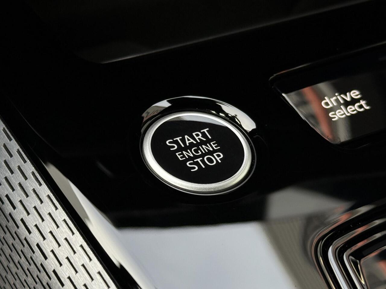 Audi A5 Avant 2.0 TFSI S Edition Tech Plus l Multischerm Passagier l Optiek Zwart l 20 Inch l 360 Camera