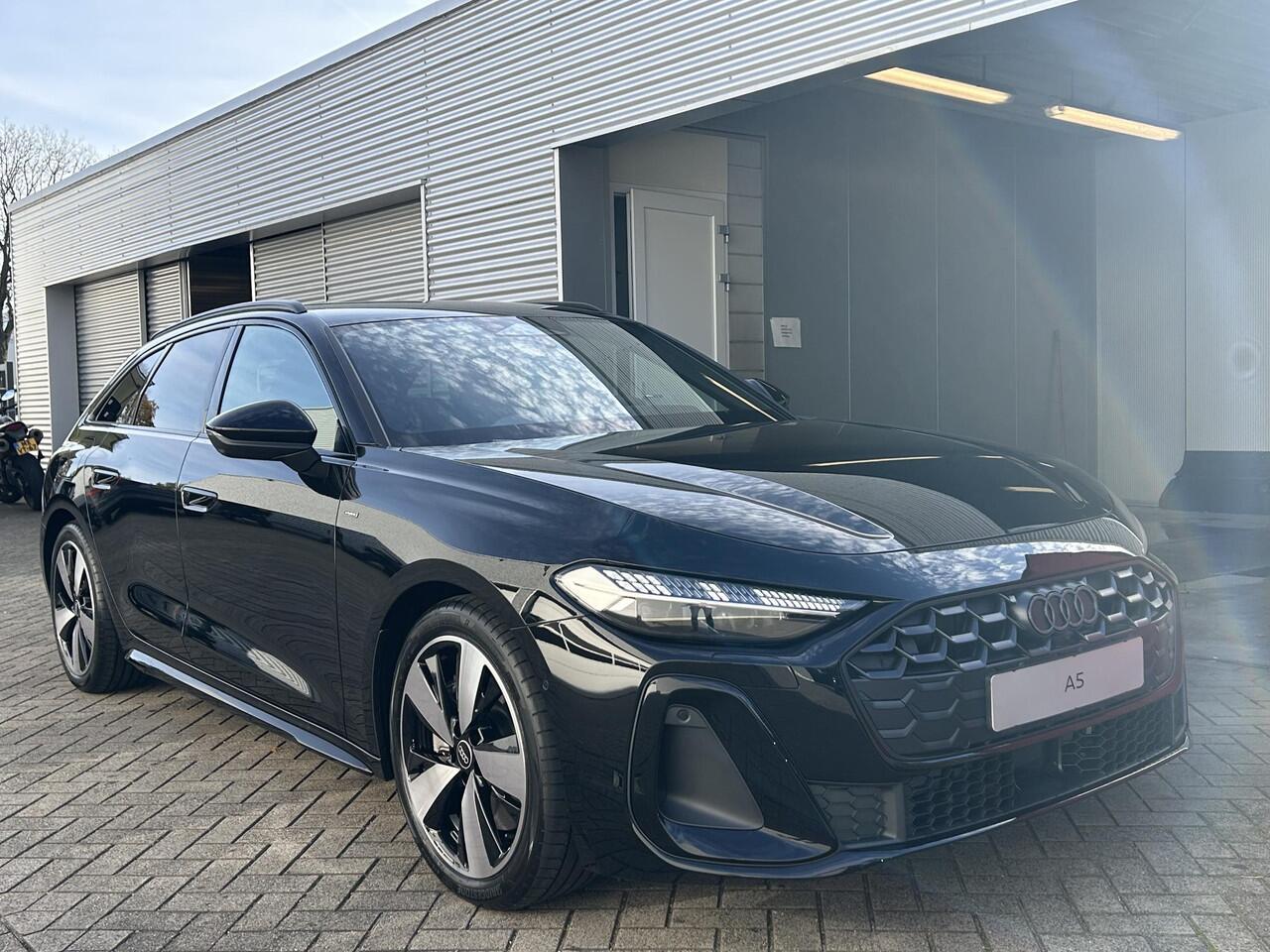 Audi A5 Avant S edition e-hybrid 299 pk | 360 Camera | Stoelverwarming | Adaptieve Cruise Control | Sfeerverlichting | Keyless Entry